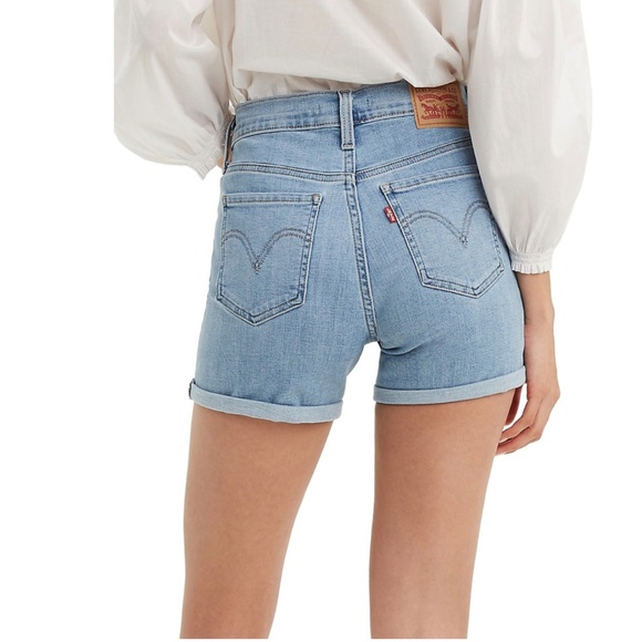 NWOT 🌺 Levi's Light Wash Mid Rise Shorts | 28 - Picture 3 of 12